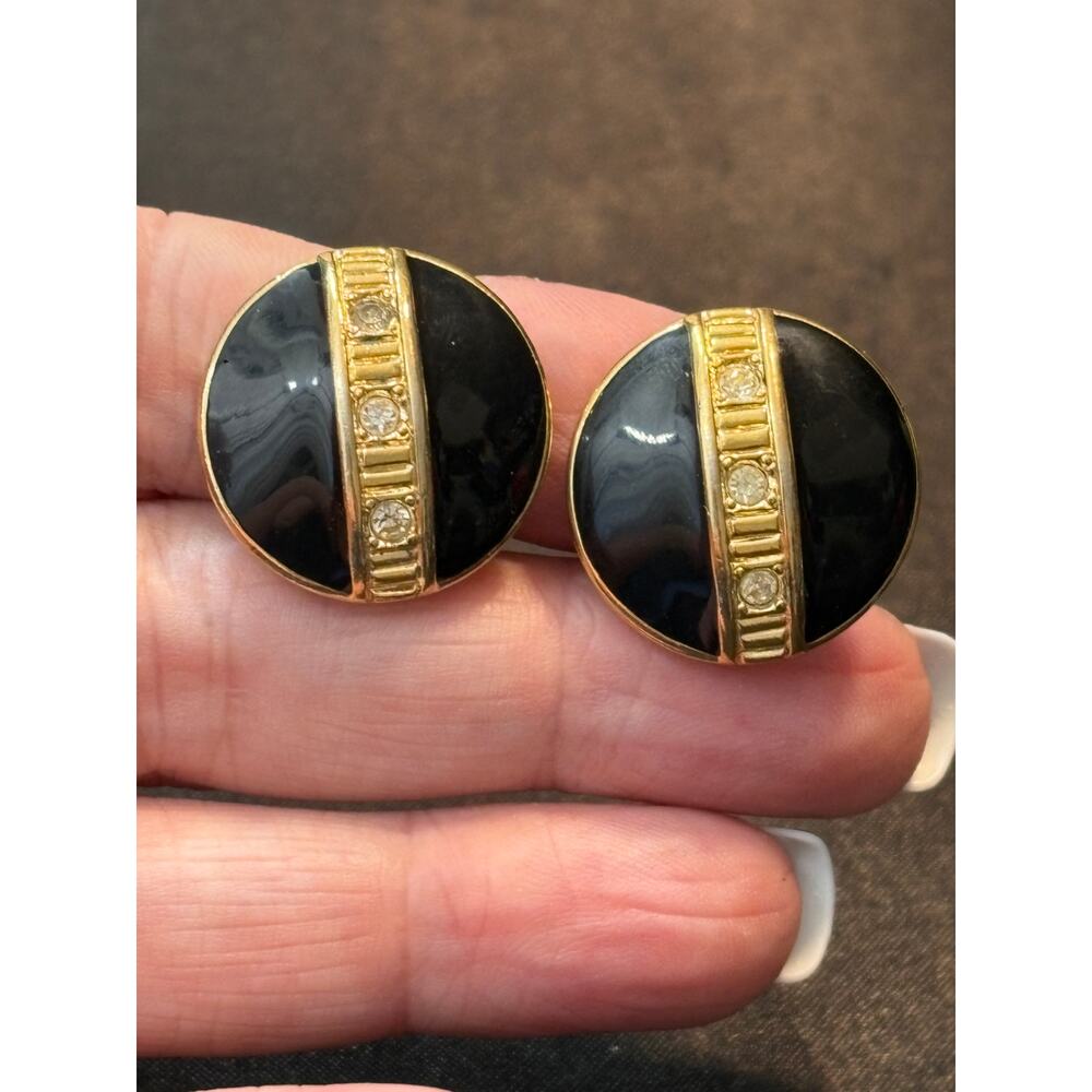 Vintage Black Cabochon Clip Earrings Gold Tone 14g 1 Inch
